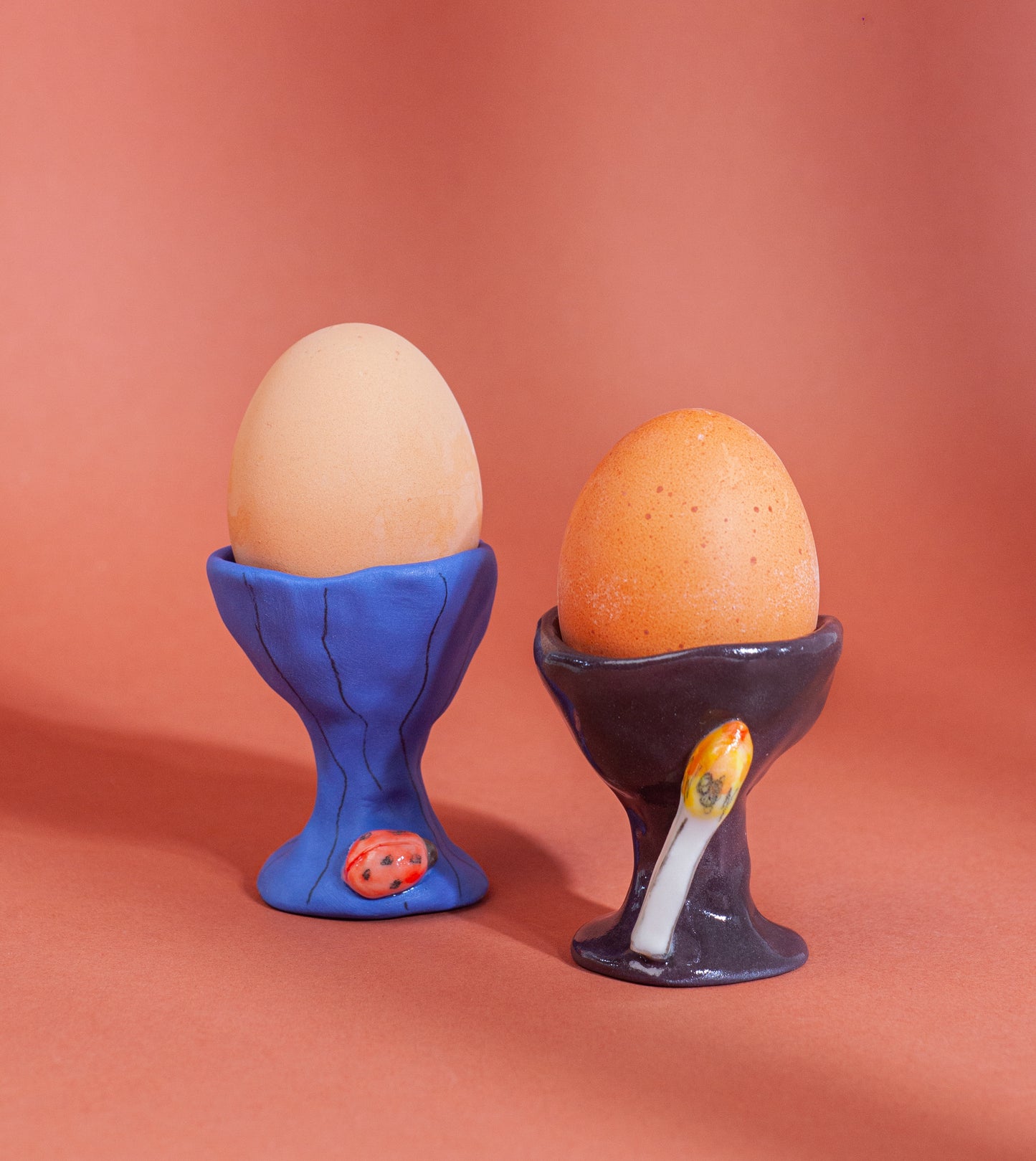 Egg cup / jewellery holder