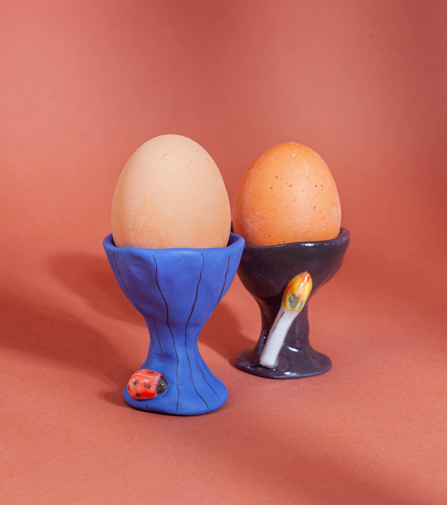 Egg cup / jewellery holder